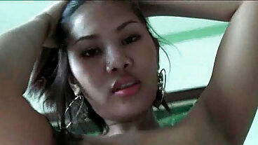 Amateur Asian Makes A Sextape WIth Her BF